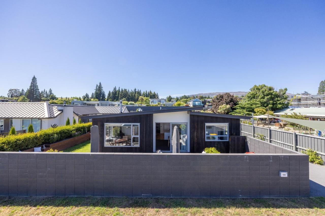 Prime Location On Warren St - 3 Bedroom Town House Wanaka Exterior foto