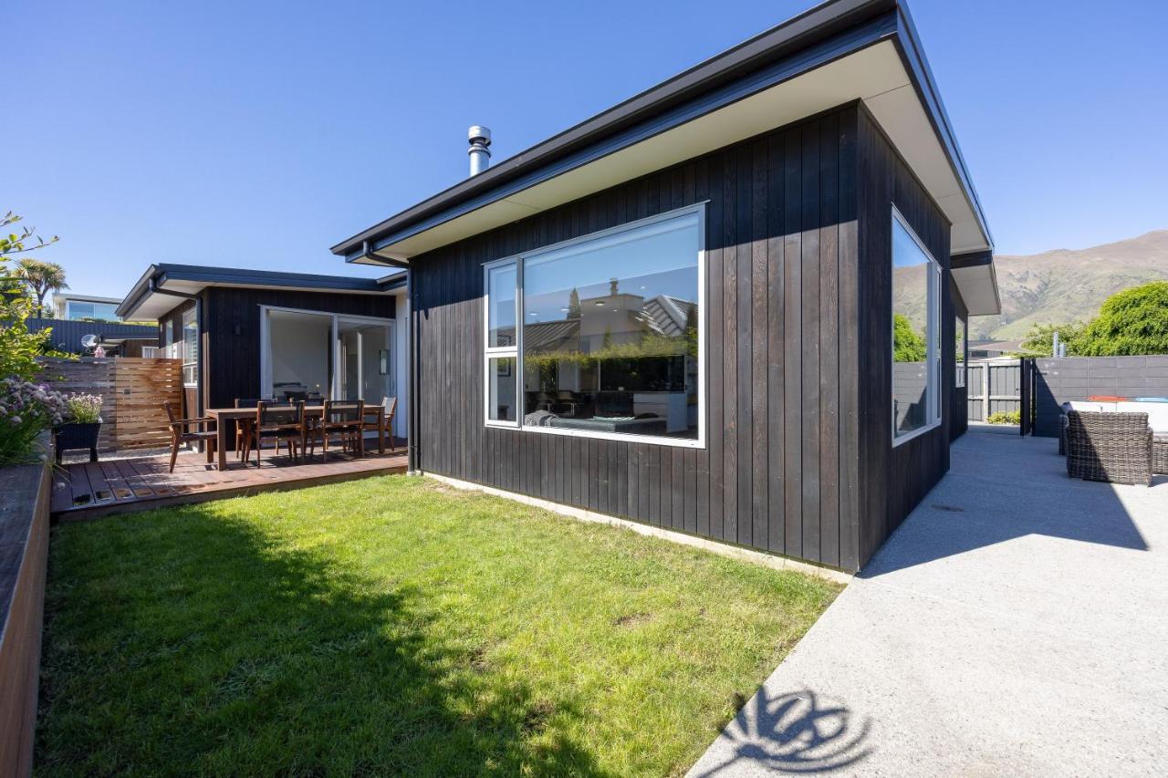 Prime Location On Warren St - 3 Bedroom Town House Wanaka Exterior foto